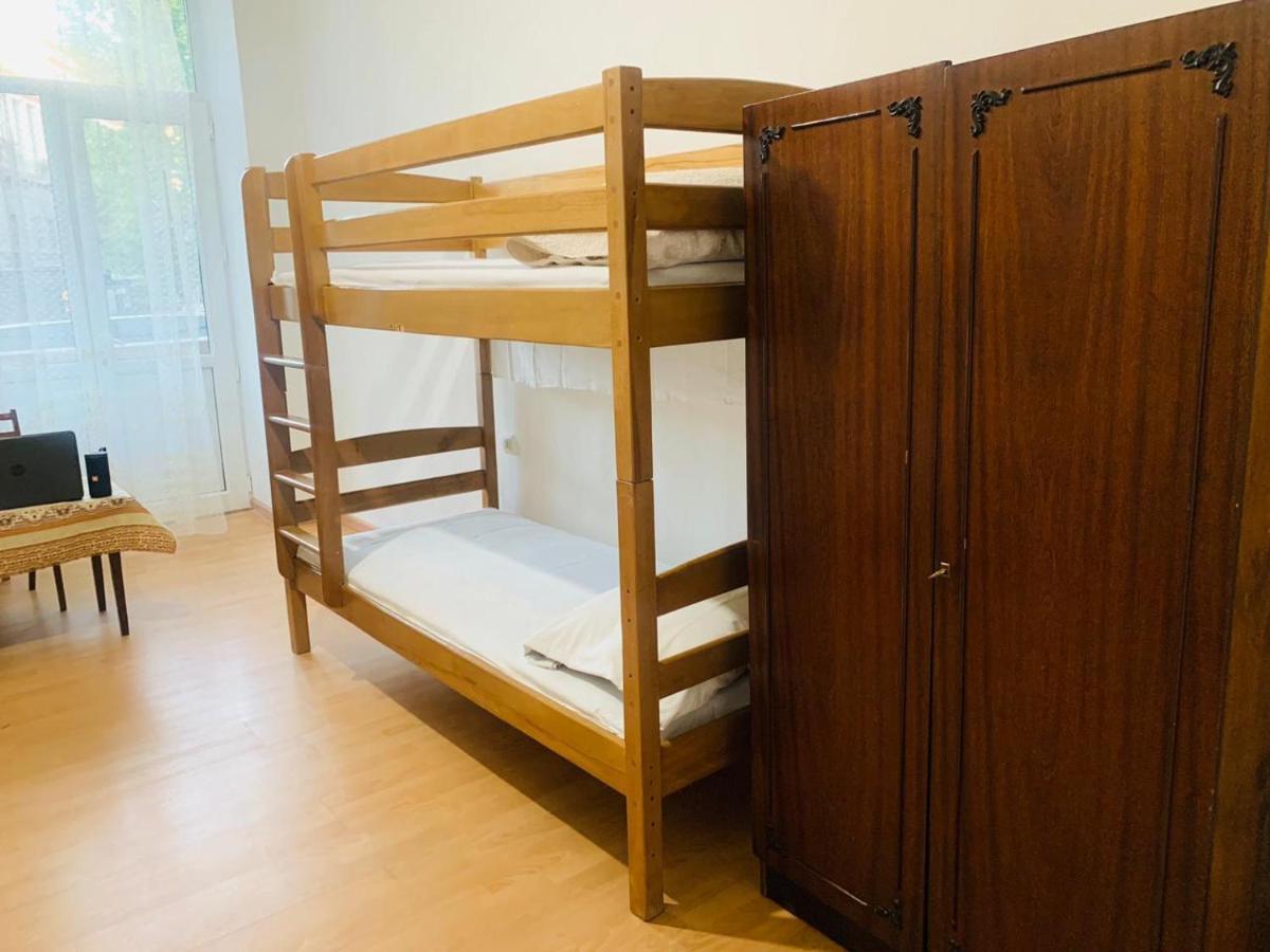 Infinity Hostel & Tour 예레반 외부 사진