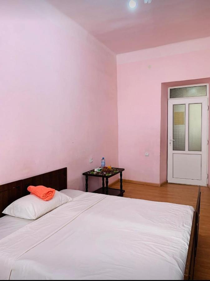 Infinity Hostel & Tour 예레반 외부 사진